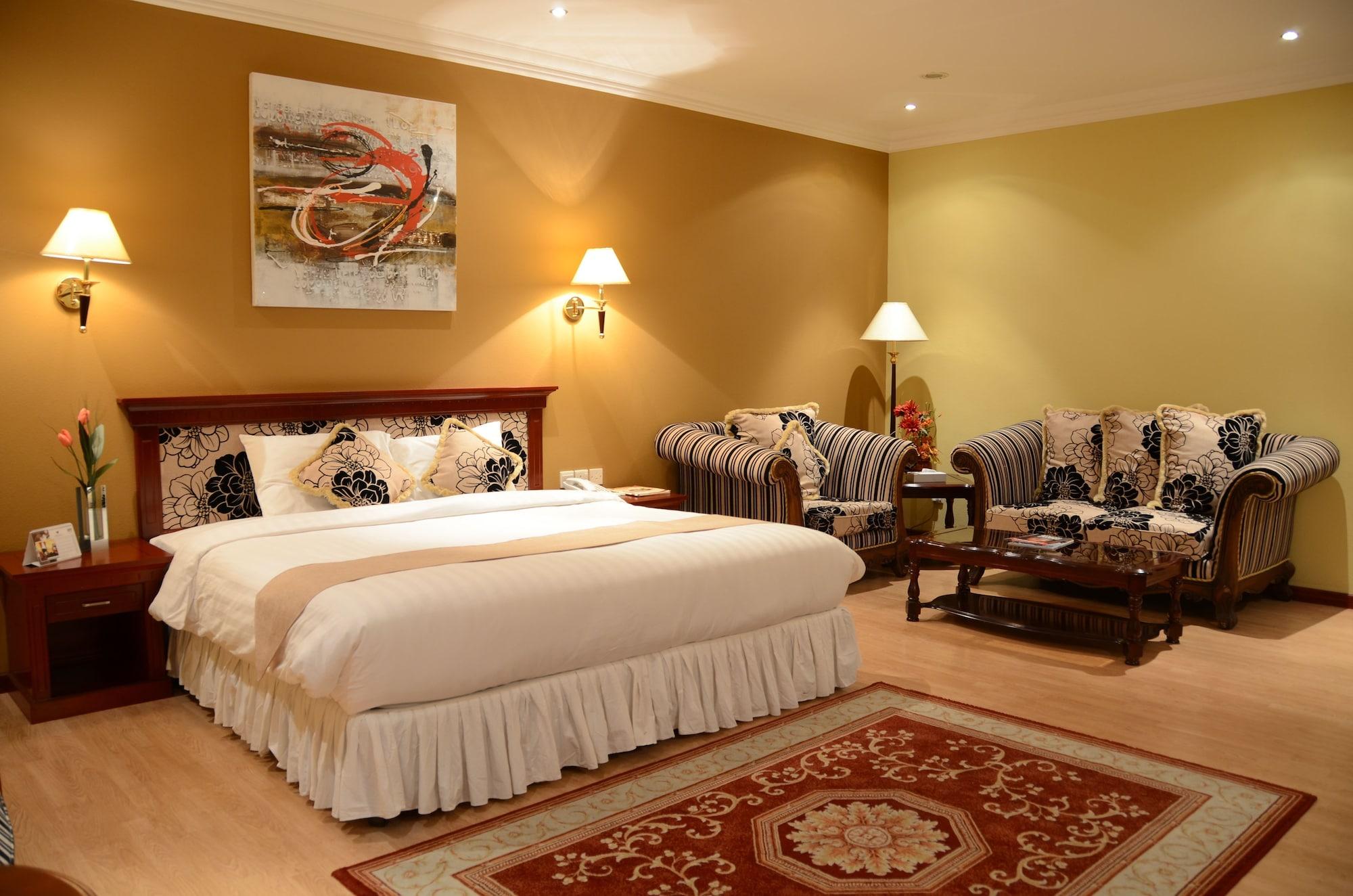 מנאמה Pars International Hotel מראה חיצוני תמונה