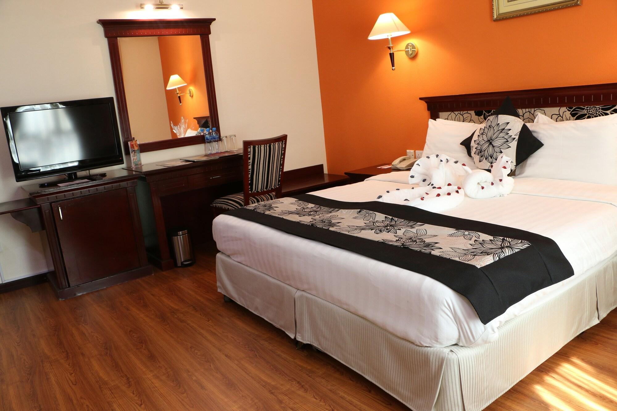 מנאמה Pars International Hotel מראה חיצוני תמונה