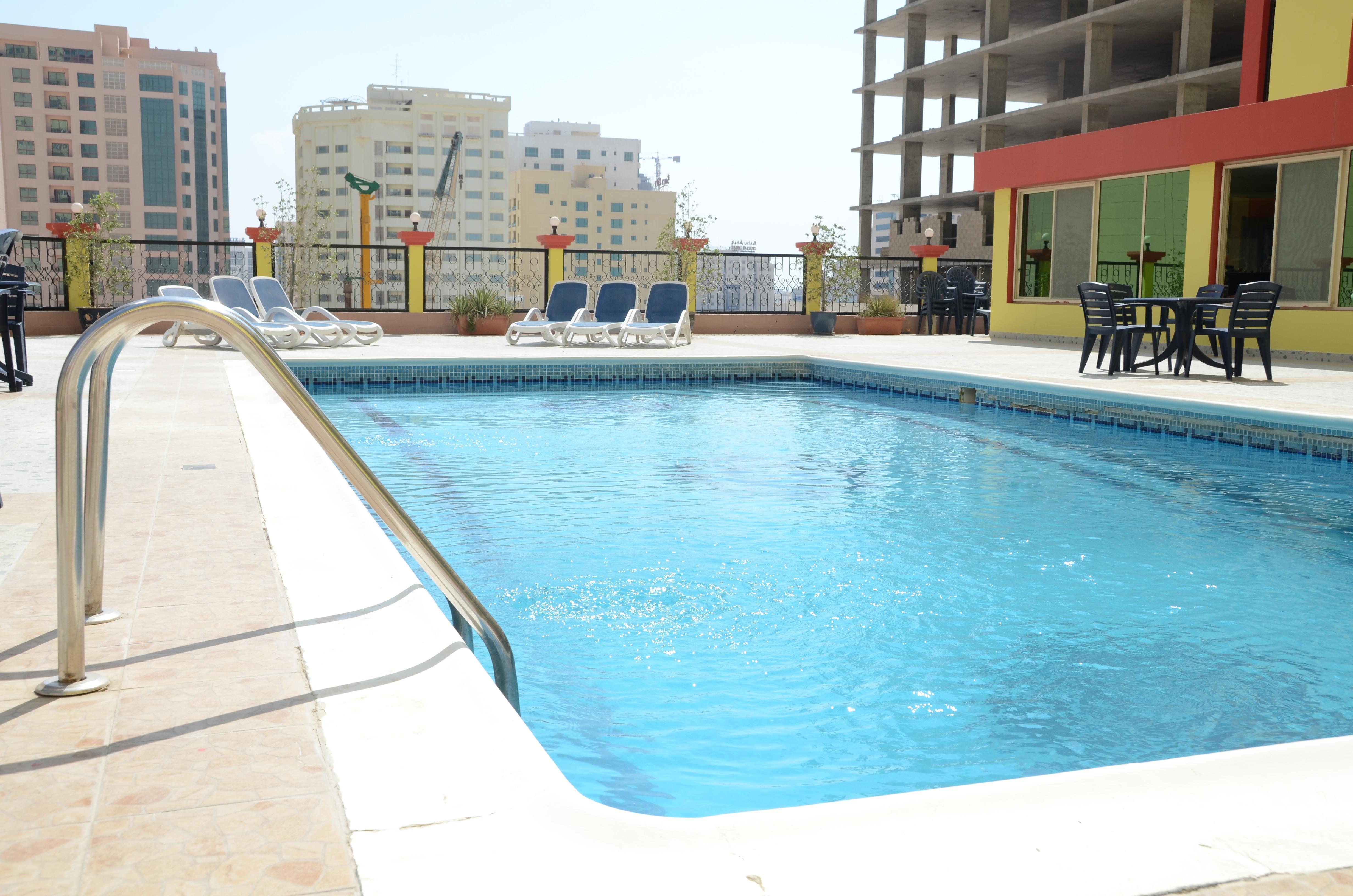מנאמה Pars International Hotel מראה חיצוני תמונה