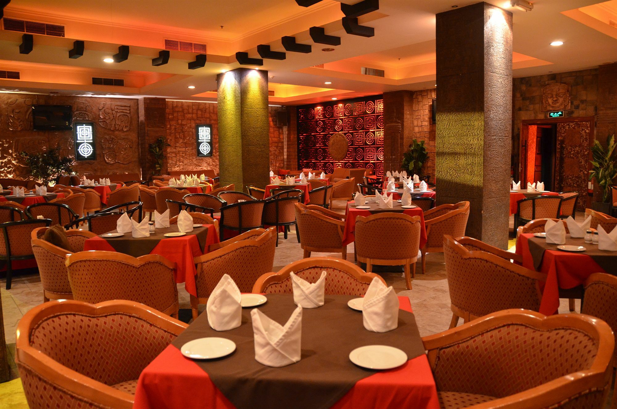 מנאמה Pars International Hotel מראה חיצוני תמונה